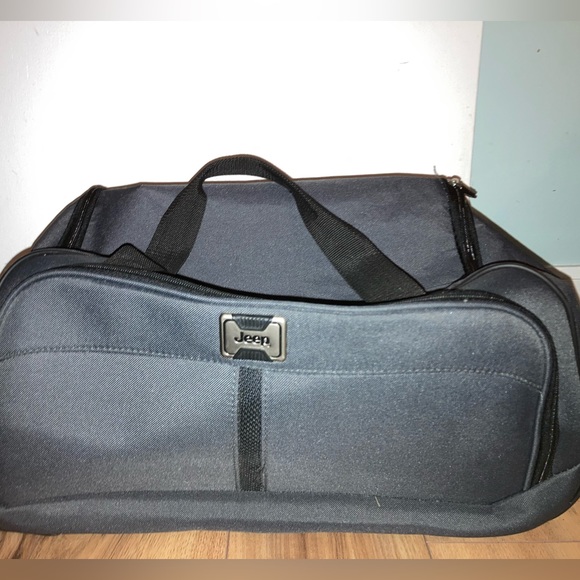 Jeep Bags Jeep Rolling Carryon Suitcase Excellent Poshmark